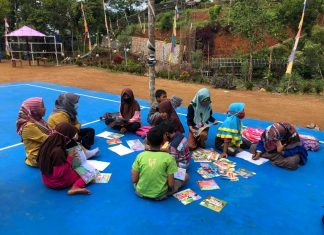 Pembelajaran Menyenangkan di Alam Terbuka Ala Kampus Mengajar