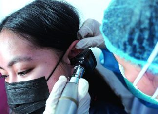 Bijak Memakai Earphone dan Headset