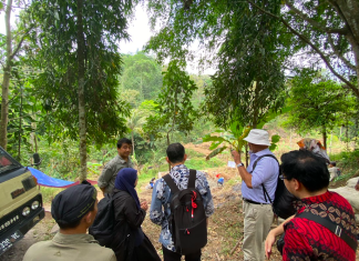 Kemenko Marves Dampingi Daiwatech Tinjau Lokasi Pembangunan Rumah Hijau